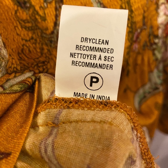 Anthropologie Smocked Sweetheart Blouse size medium - Picture 11 of 12